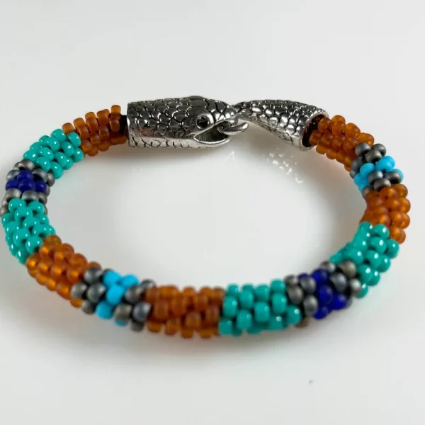 4E0B0C0B-24EC-43B0-A6C5-77737172EECA