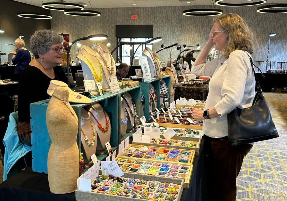 EDAF7A80-1AB7-47B4-826F-364E2B5B8A51